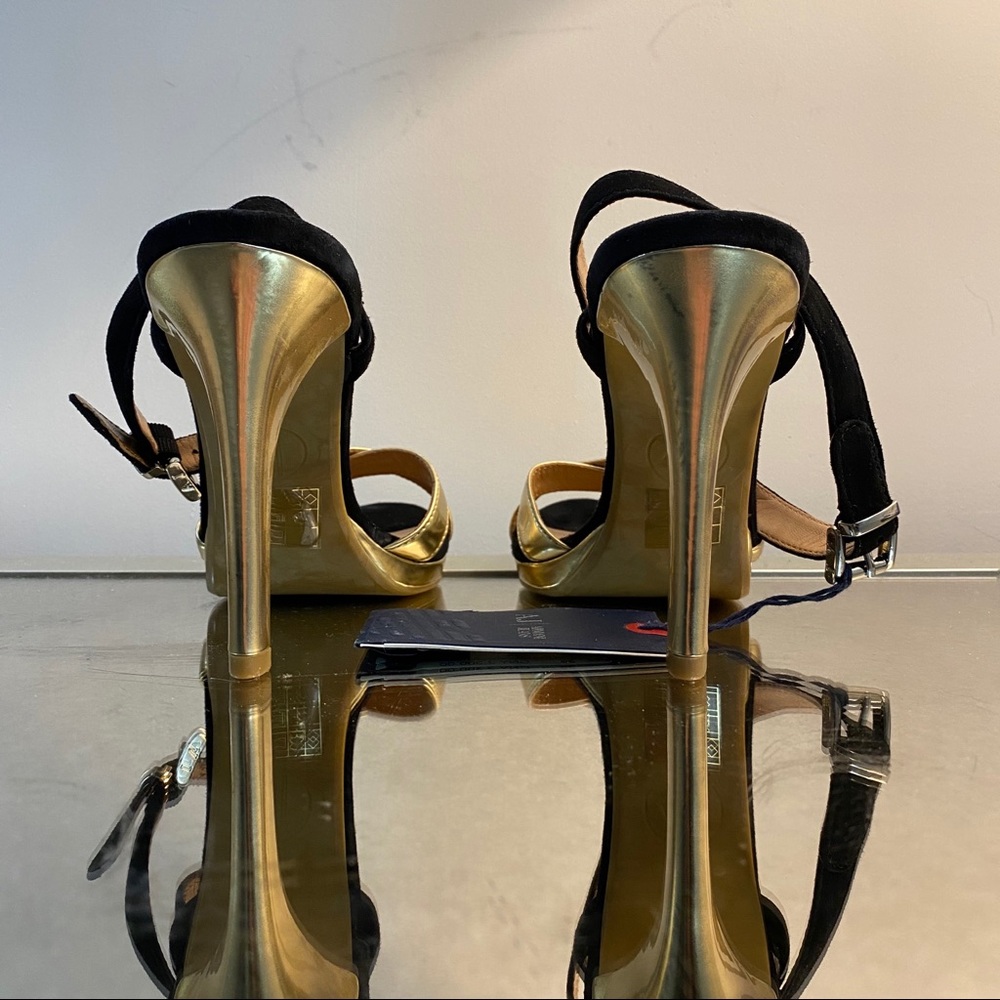 Armani Jeans Sandals - Picture 5 of 6